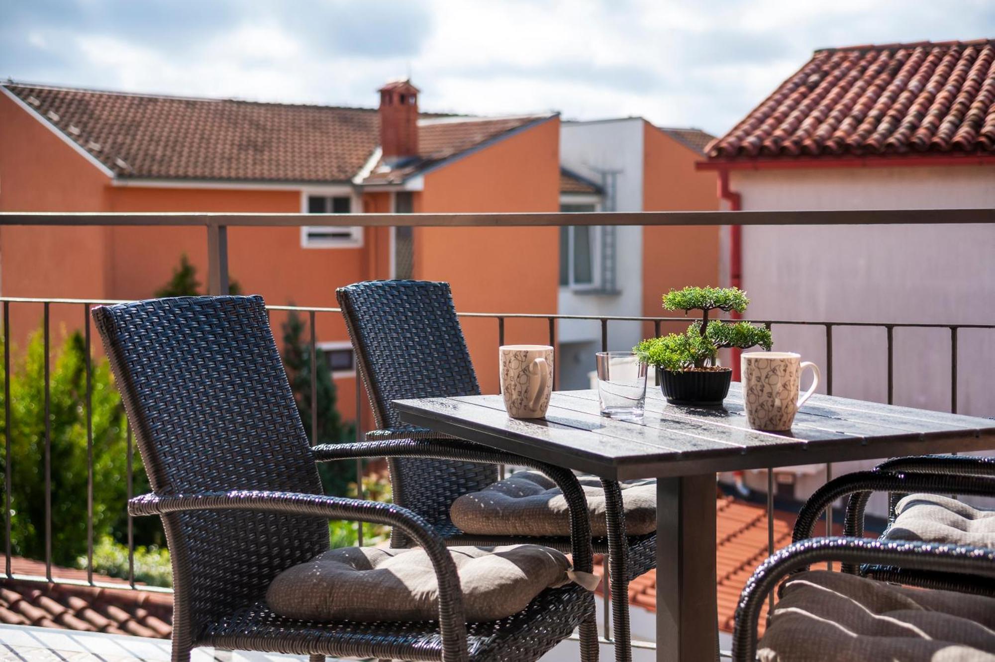 Apartmani Sara-Andrea Ровинь Экстерьер фото