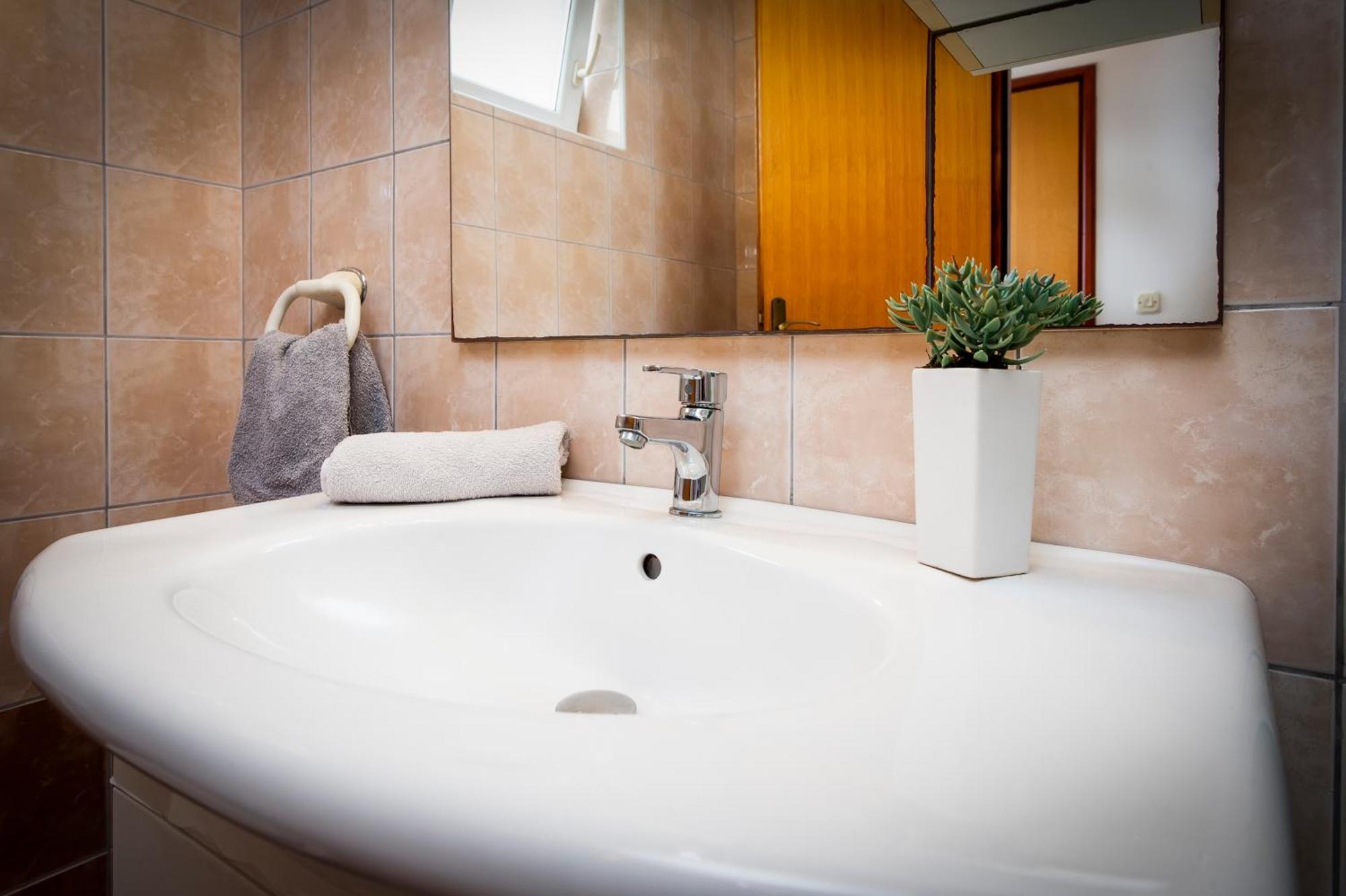 Apartmani Sara-Andrea Ровинь Экстерьер фото