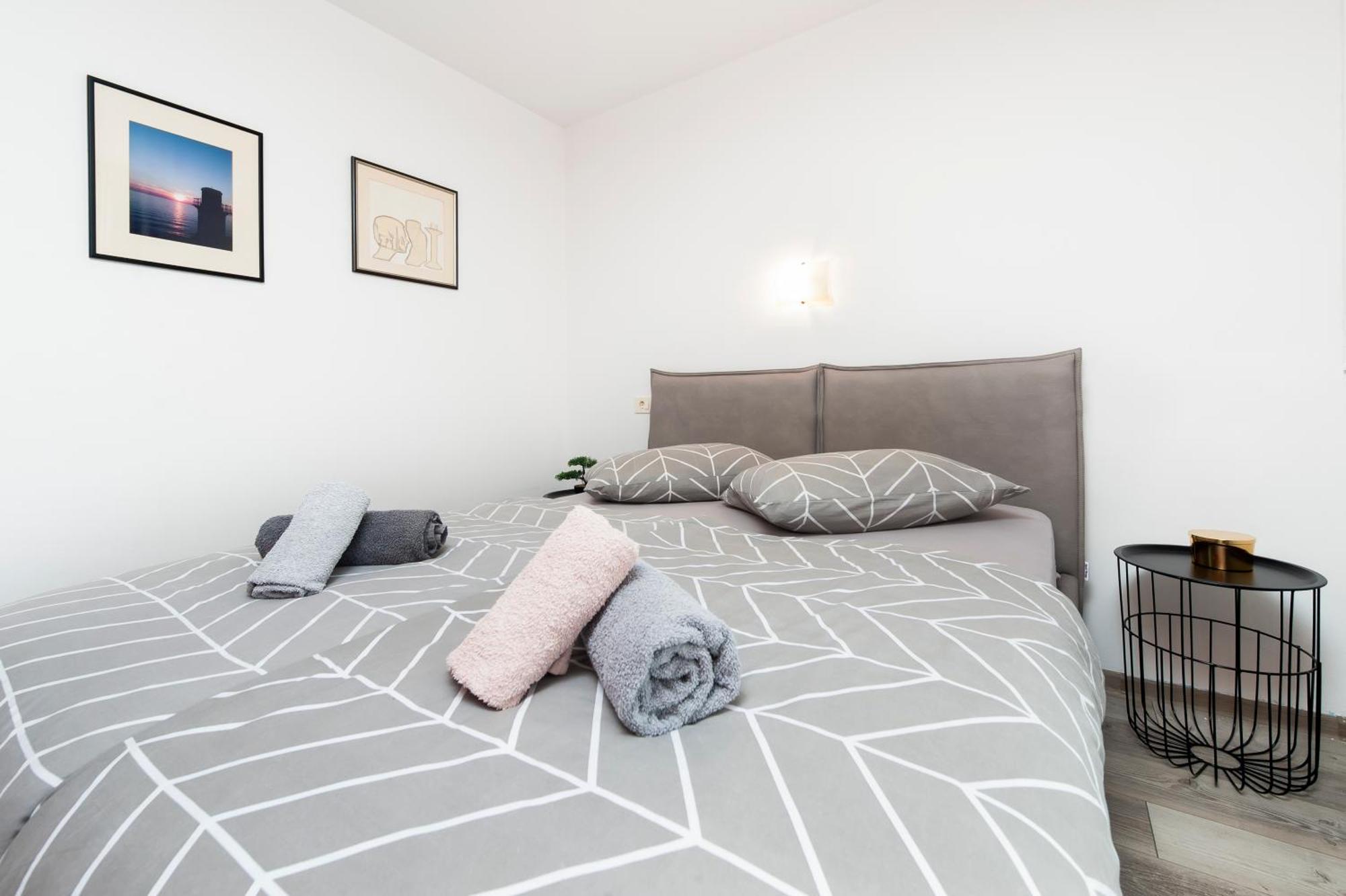 Apartmani Sara-Andrea Ровинь Экстерьер фото