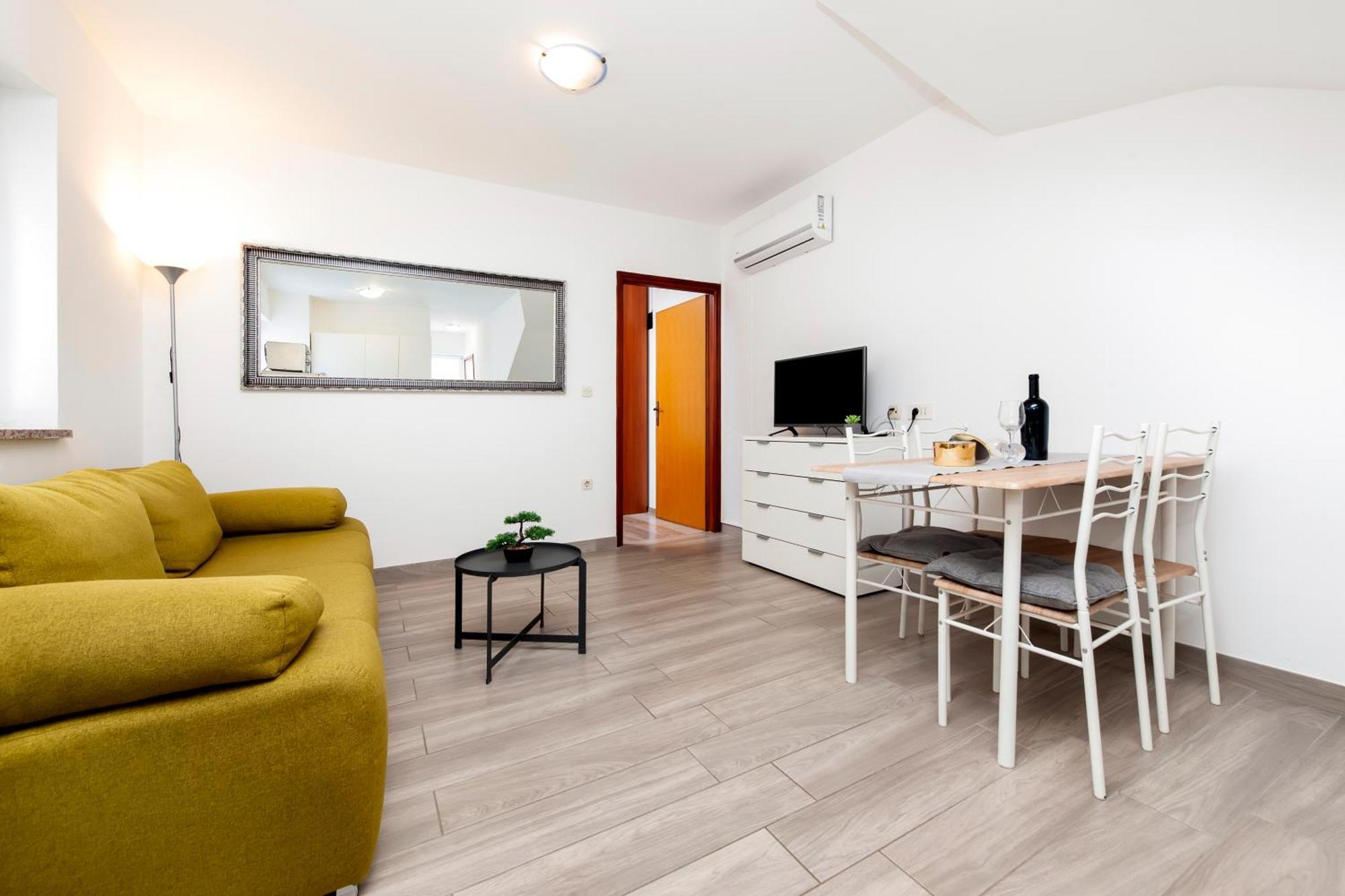 Apartmani Sara-Andrea Ровинь Экстерьер фото