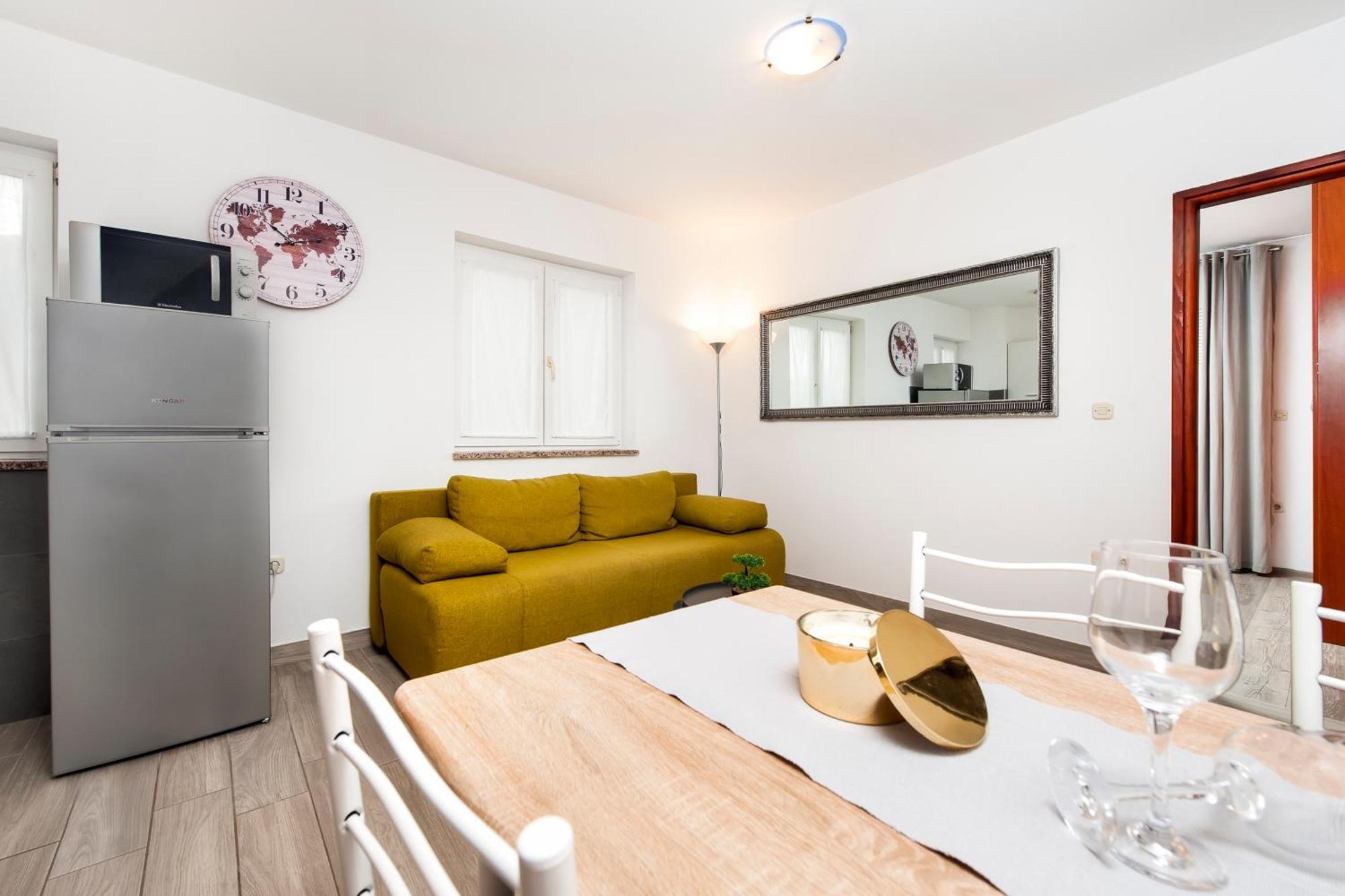 Apartmani Sara-Andrea Ровинь Экстерьер фото