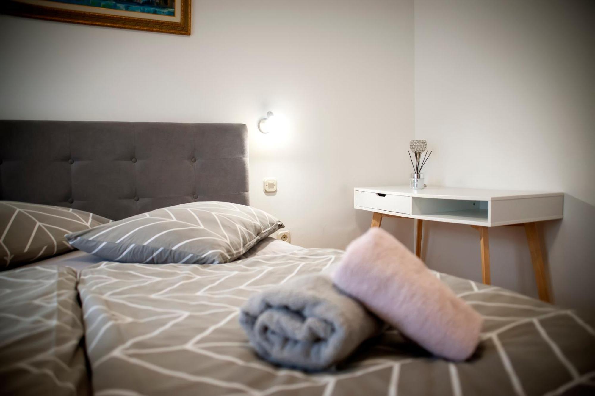 Apartmani Sara-Andrea Ровинь Экстерьер фото